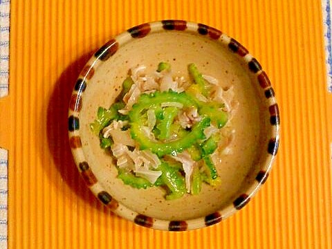 ミミガーとゴーヤの酢の物♪